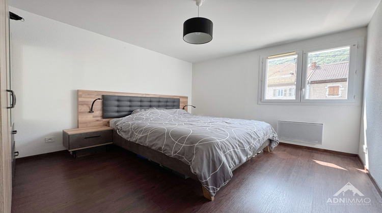 Ma-Cabane - Vente Maison Saint-Genis-Pouilly, 160 m²