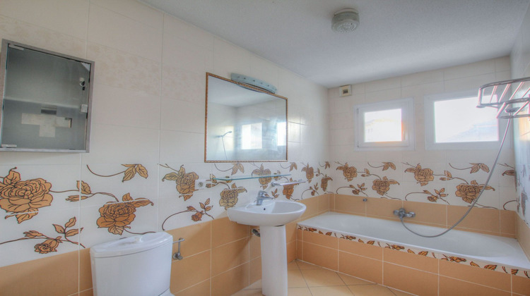 Ma-Cabane - Vente Maison Saint-Genis-Pouilly, 159 m²