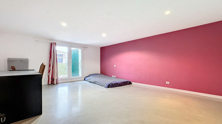 Ma-Cabane - Vente Maison SAINT GENIS POUILLY, 183 m²