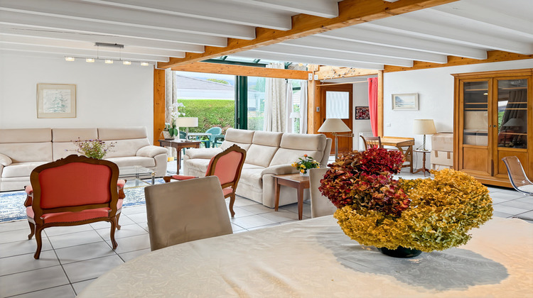 Ma-Cabane - Vente Maison SAINT GENIS POUILLY, 194 m²