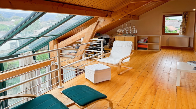 Ma-Cabane - Vente Maison SAINT GENIS POUILLY, 194 m²