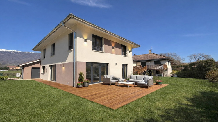 Ma-Cabane - Vente Maison SAINT GENIS POUILLY, 144 m²