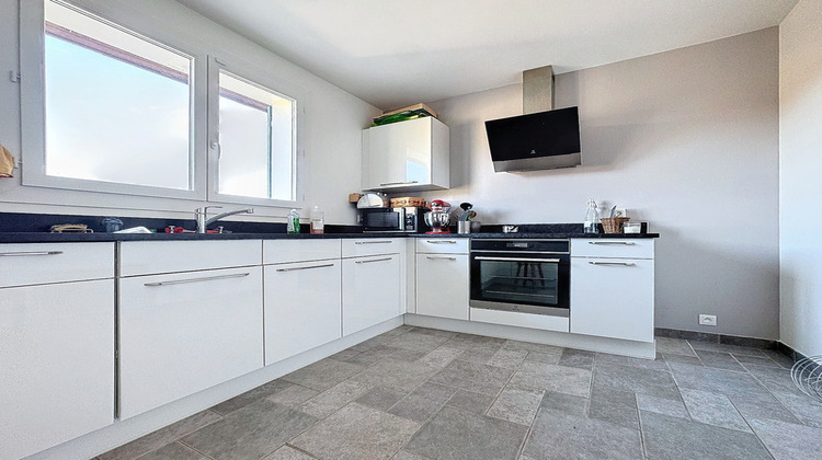 Ma-Cabane - Vente Maison SAINT GENIS POUILLY, 183 m²