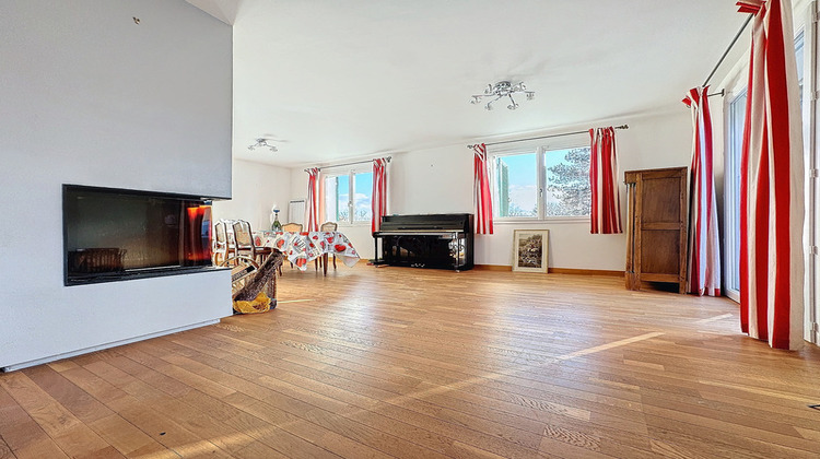 Ma-Cabane - Vente Maison SAINT GENIS POUILLY, 183 m²