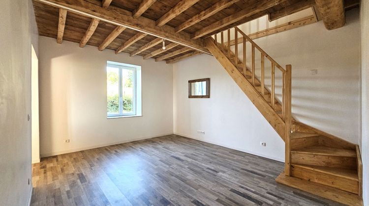 Ma-Cabane - Vente Maison SAINT-GENIX-SUR-GUIERS, 105 m²