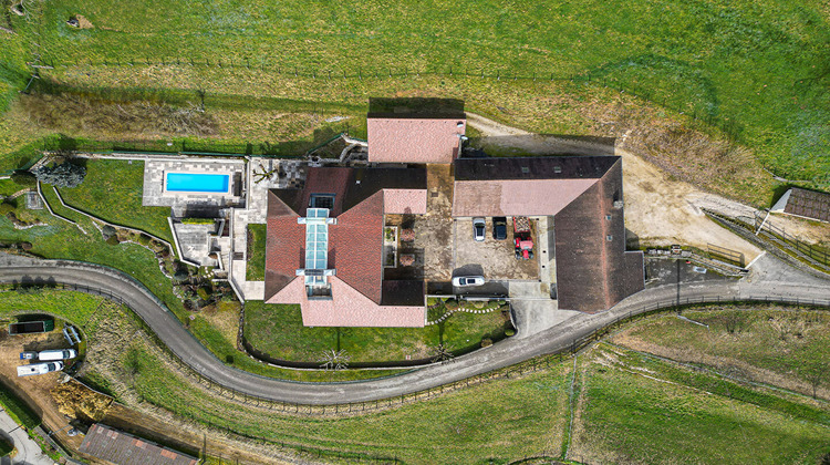 Ma-Cabane - Vente Maison SAINT-GENIX-SUR-GUIERS, 604 m²