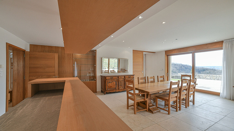 Ma-Cabane - Vente Maison SAINT-GENIX-SUR-GUIERS, 604 m²