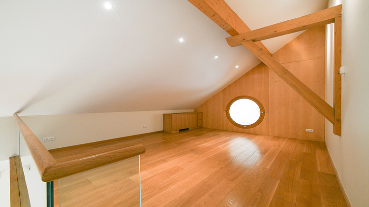 Ma-Cabane - Vente Maison SAINT-GENIX-SUR-GUIERS, 604 m²