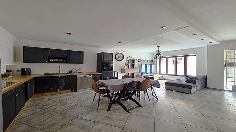 Ma-Cabane - Vente Maison SAINT-GENIX-SUR-GUIERS, 84 m²