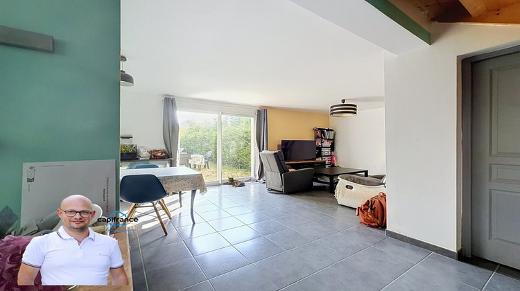 Ma-Cabane - Vente Maison SAINT GENIX SUR GUIERS, 88 m²