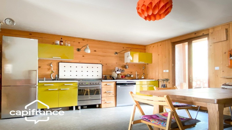Ma-Cabane - Vente Maison SAINT GEOIRE EN VALDAINE, 180 m²