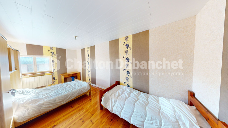 Ma-Cabane - Vente Maison SAINT-GEORGES-DE-BAROILLE, 141 m²