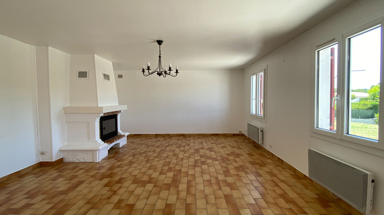 Ma-Cabane - Vente Maison SAINT-GEORGES-DE-DIDONNE, 102 m²