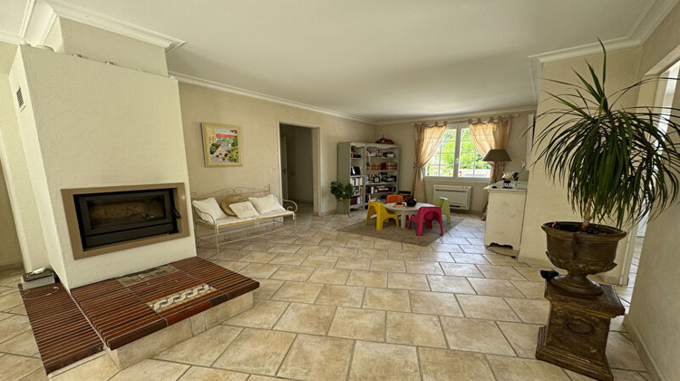 Ma-Cabane - Vente Maison SAINT-GEORGES-DE-DIDONNE, 192 m²