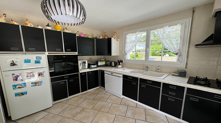 Ma-Cabane - Vente Maison SAINT-GEORGES-DE-DIDONNE, 192 m²