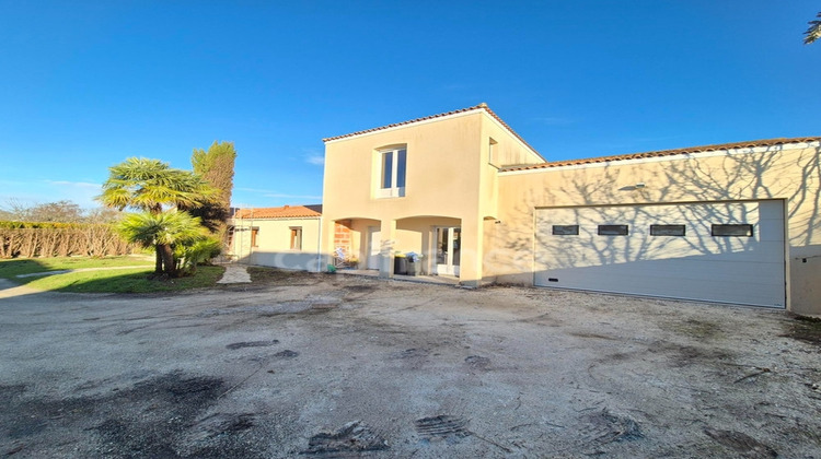 Ma-Cabane - Vente Maison SAINT GEORGES DE DIDONNE, 190 m²