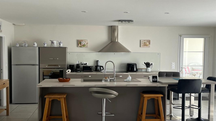 Ma-Cabane - Vente Maison SAINT GEORGES DE DIDONNE, 110 m²