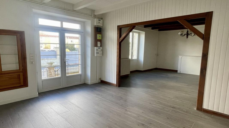Ma-Cabane - Vente Maison SAINT GEORGES DE LONGUEPIERRE, 86 m²