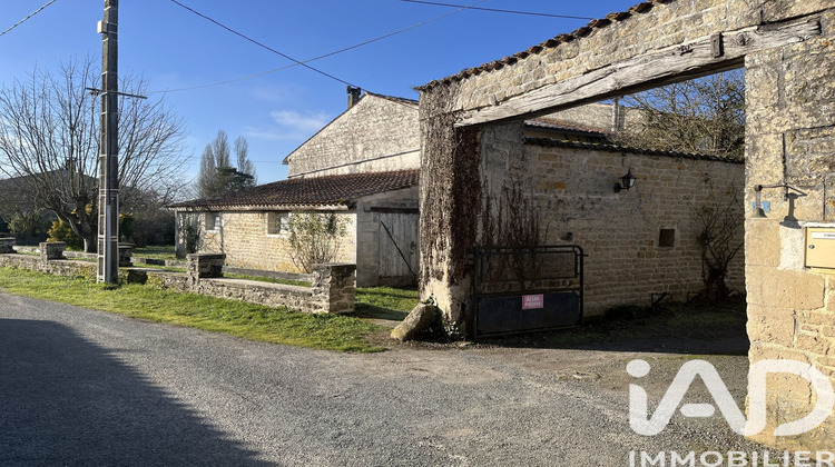 Ma-Cabane - Vente Maison Saint-Georges-de-Longuepierre, 96 m²