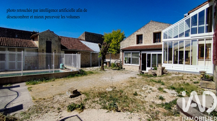 Ma-Cabane - Vente Maison Saint-Georges-de-Longuepierre, 374 m²