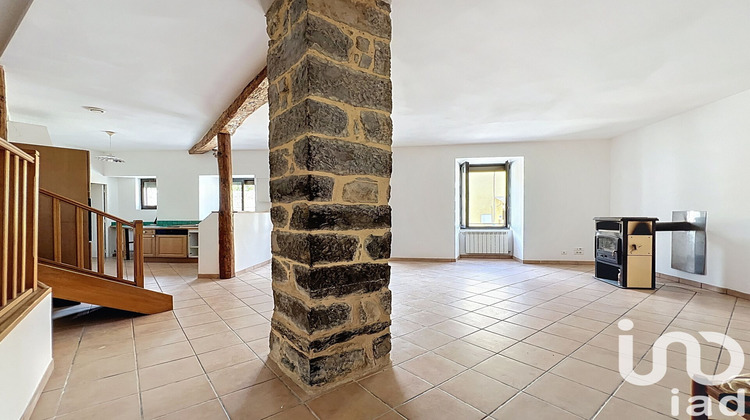 Ma-Cabane - Vente Maison Saint-Georges-de-Luzençon, 150 m²