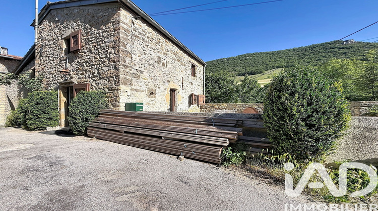 Ma-Cabane - Vente Maison Saint-Georges-de-Luzençon, 72 m²