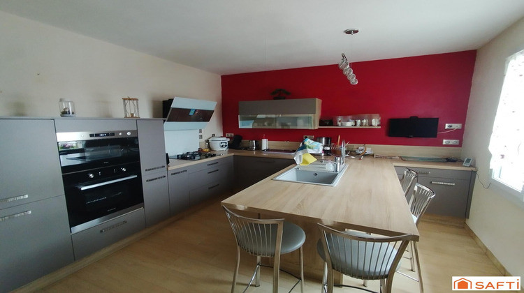 Ma-Cabane - Vente Maison Saint-Georges-de-Noisne, 106 m²