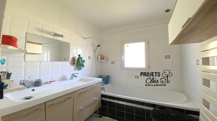 Ma-Cabane - Vente Maison Saint-Georges-de-Pointindoux, 100 m²