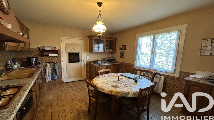 Ma-Cabane - Vente Maison Saint-Georges-de-Poisieux, 75 m²