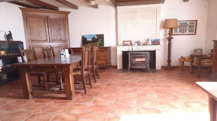 Ma-Cabane - Vente Maison SAINT-GEORGES-DES-COTEAUX, 184 m²