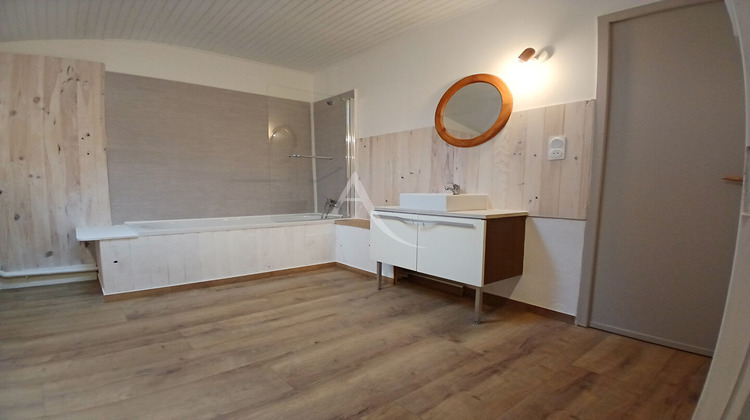Ma-Cabane - Vente Maison SAINT-GEORGES-DES-COTEAUX, 122 m²