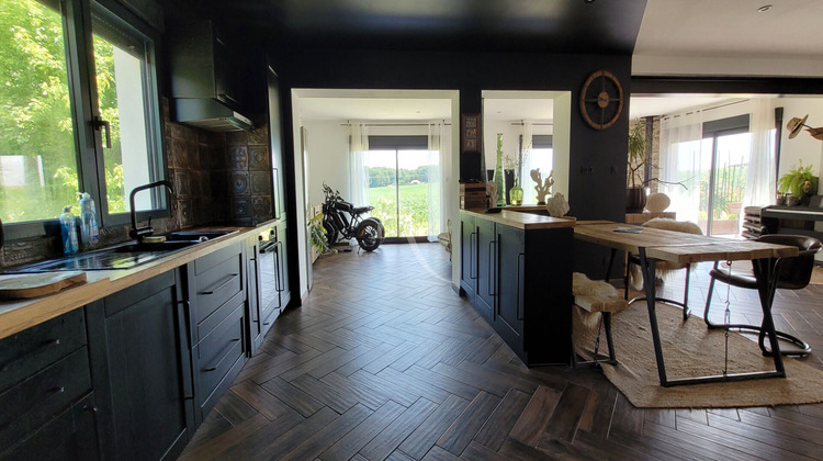 Ma-Cabane - Vente Maison SAINT-GEORGES-DES-COTEAUX, 149 m²