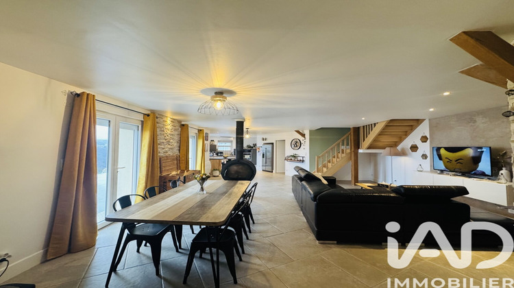 Ma-Cabane - Vente Maison Saint-Georges-en-Couzan, 138 m²