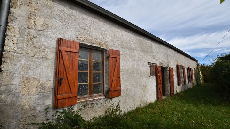 Ma-Cabane - Vente Maison SAINT-GERAND-LE-PUY, 300 m²