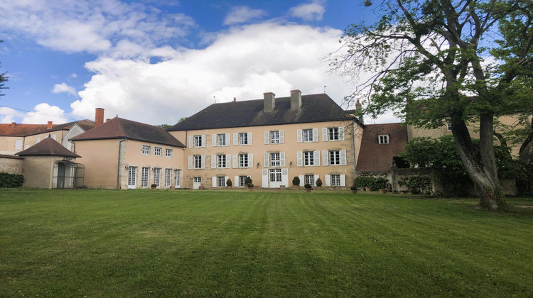 Ma-Cabane - Vente Maison Saint-Gerand-le-Puy, 535 m²