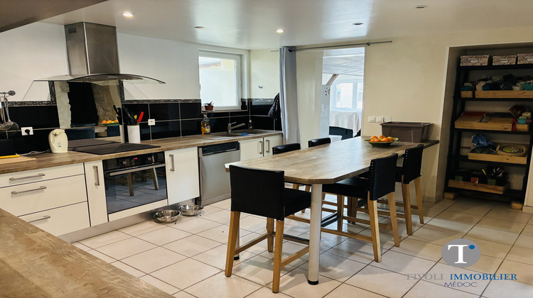 Ma-Cabane - Vente Maison Saint-Germain-d'Esteuil, 206 m²