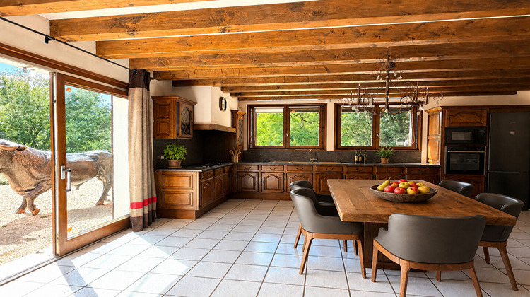 Ma-Cabane - Vente Maison SAINT-GERMAIN-DE-JOUX, 273 m²