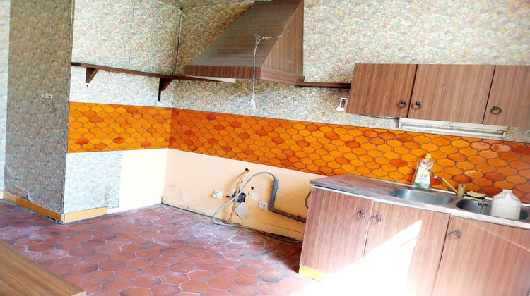 Ma-Cabane - Vente Maison SAINT GERMAIN DE LUSIGNAN, 210 m²