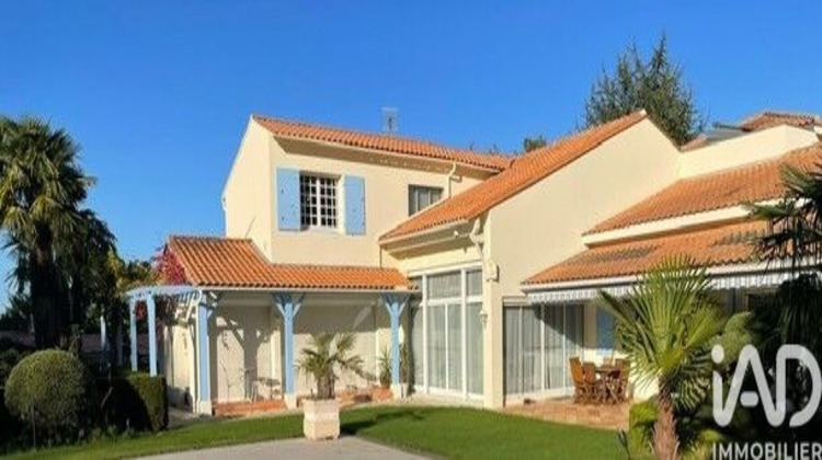 Ma-Cabane - Vente Maison Saint-Germain-de-Lusignan, 762 m²