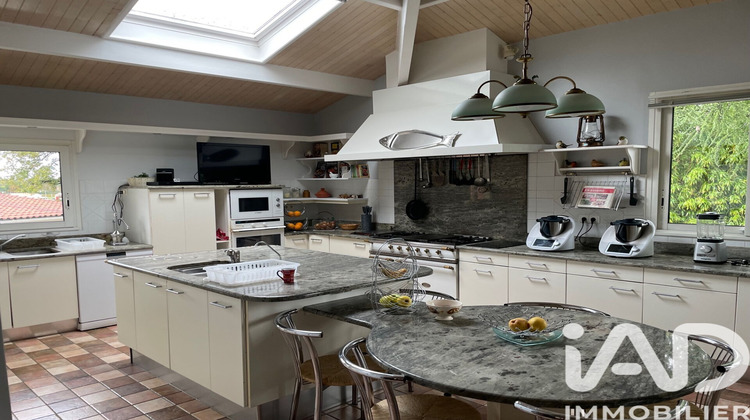 Ma-Cabane - Vente Maison Saint-Germain-de-Lusignan, 762 m²