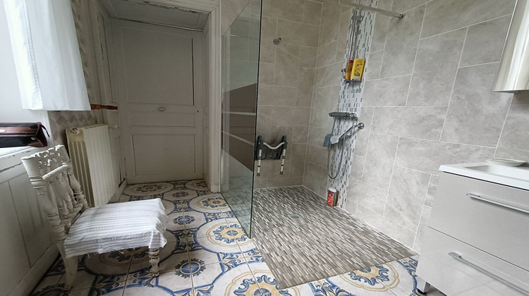 Ma-Cabane - Vente Maison SAINT-GERMAIN-DE-MARENCENNES, 368 m²