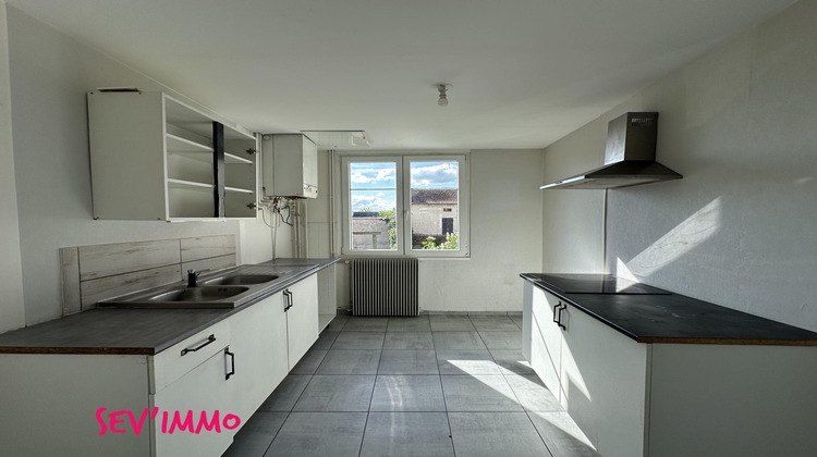 Ma-Cabane - Vente Maison Saint-Germain-des-Fossés, 85 m²