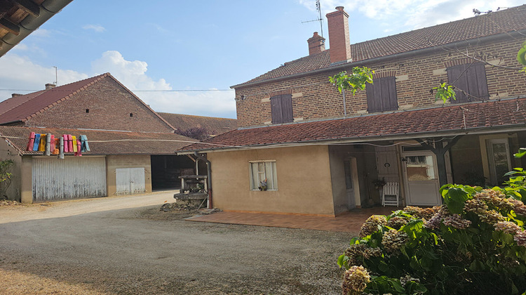 Ma-Cabane - Vente Maison SAINT-GERMAIN-DU-BOIS, 150 m²