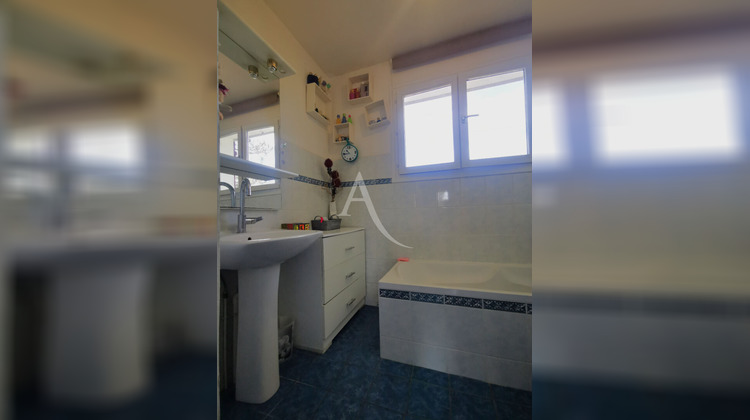 Ma-Cabane - Vente Maison SAINT-GERMAIN-DU-BOIS, 71 m²