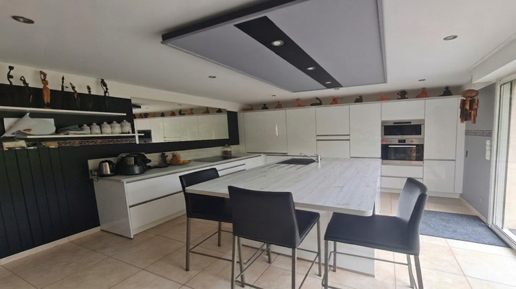 Ma-Cabane - Vente Maison SAINT-GERMAIN-DU-CORBEIS, 197 m²