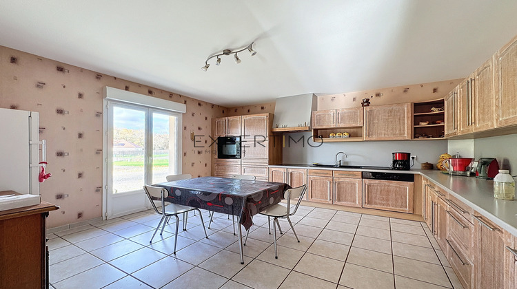 Ma-Cabane - Vente Maison Saint-Germain-du-Plain, 150 m²