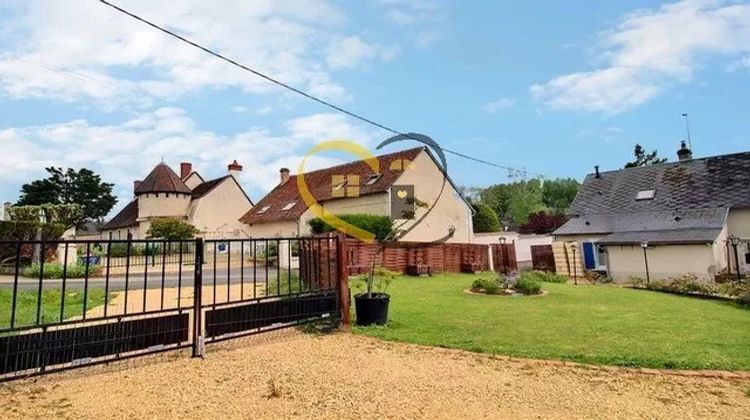 Ma-Cabane - Vente Maison Saint-Germain-du-Puy, 80 m²