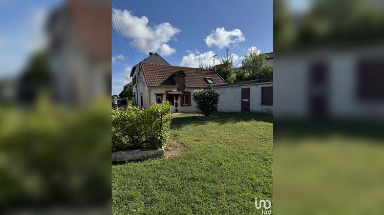 Ma-Cabane - Vente Maison Saint-Germain-du-Puy, 36 m²