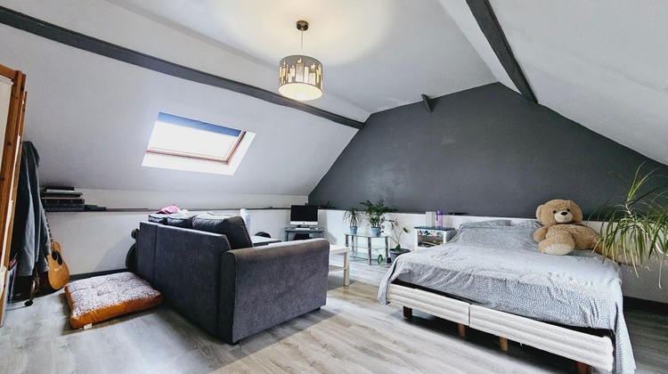 Ma-Cabane - Vente Maison SAINT GERMAIN DU PUY, 206 m²