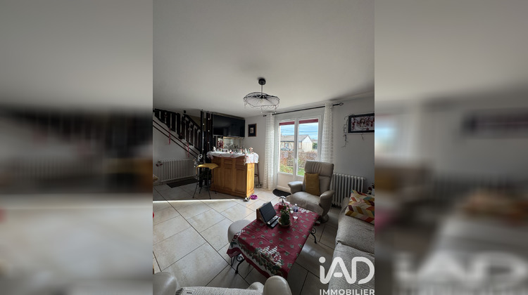 Ma-Cabane - Vente Maison Saint-Germain-du-Puy, 114 m²